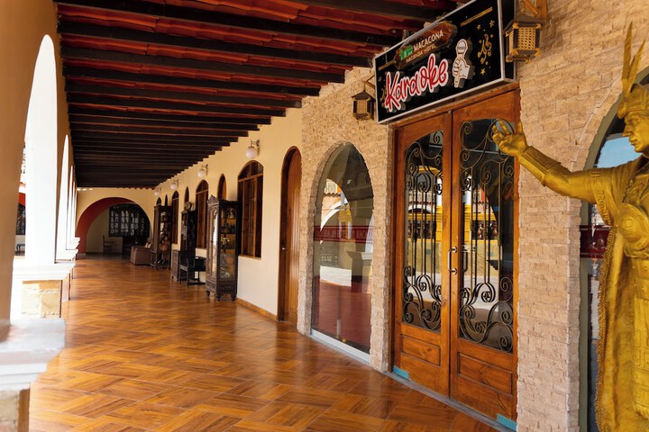 Hotel 60 of 70