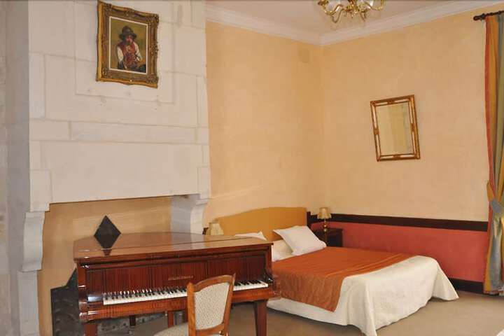 Room 126 of 153