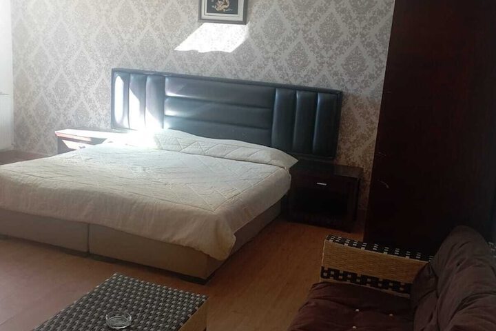 Room 34 of 50