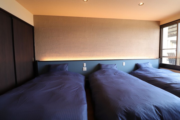 Room 30 of 107