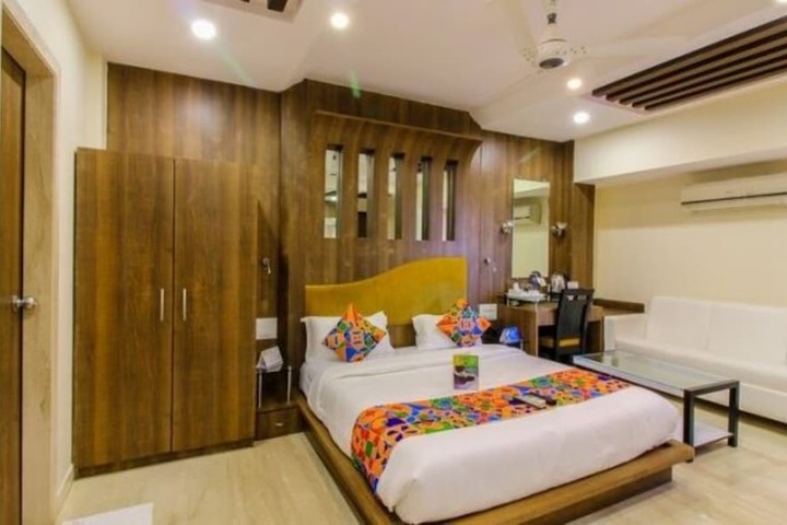 Room 19 of 32