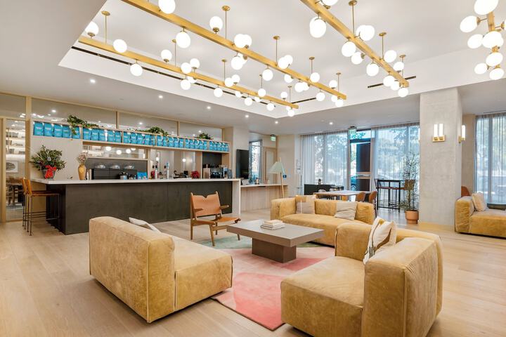 Hotel Interior 3 of 860