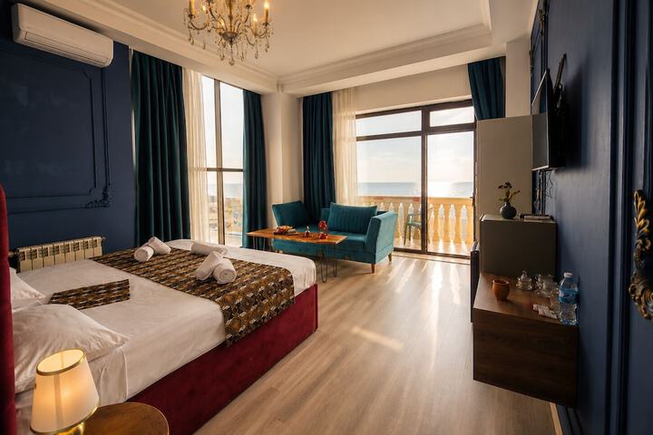 Room 43 of 116