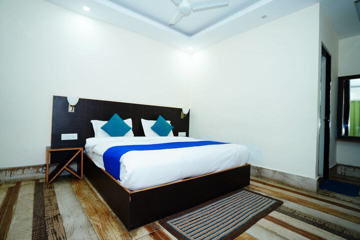 Room 4 of 46