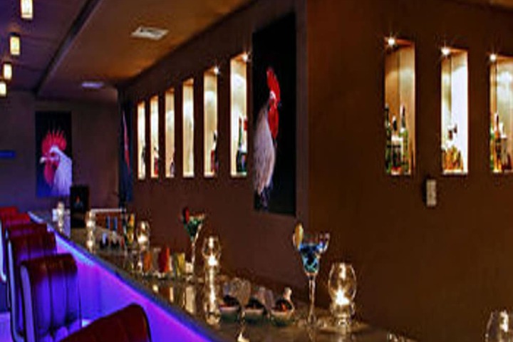 Lounge 54 of 80