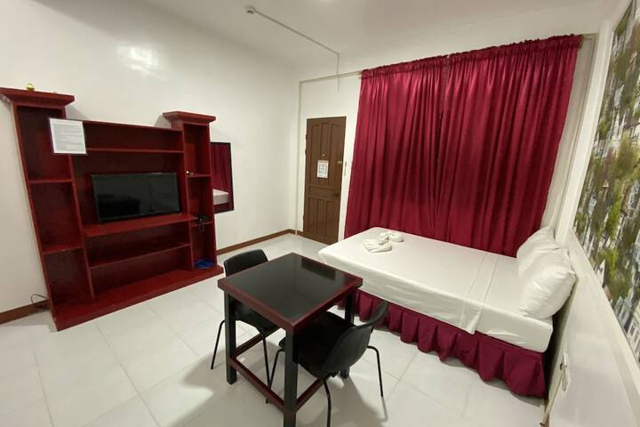 Room 6 of 21