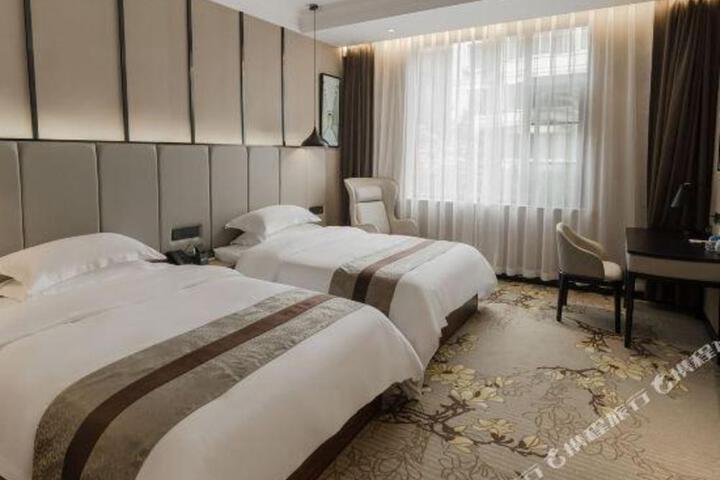 Xinjin Lijin Hotel
