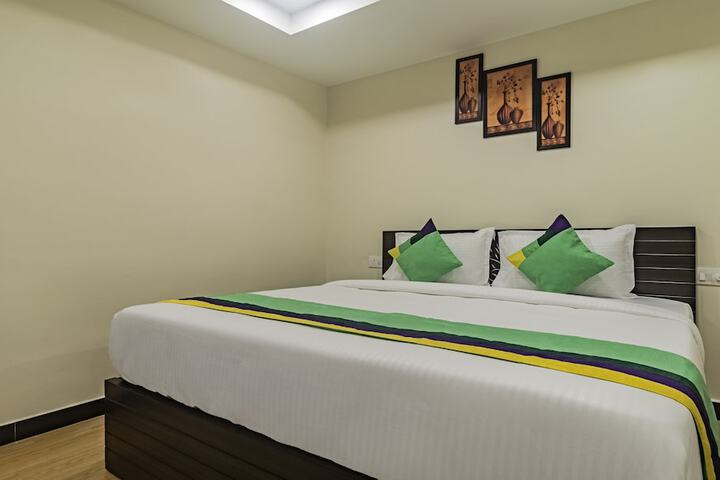 Room 20 of 34