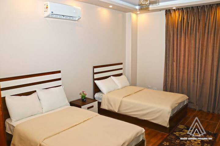 Room 37 of 134