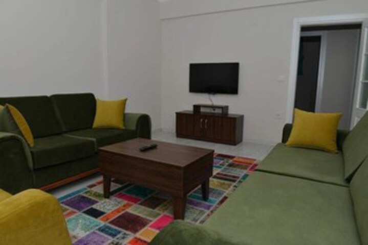 Room 15 of 33