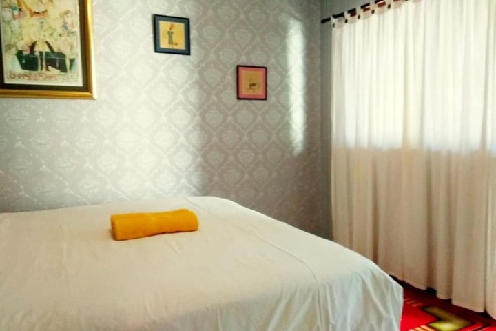 Room 15 of 34