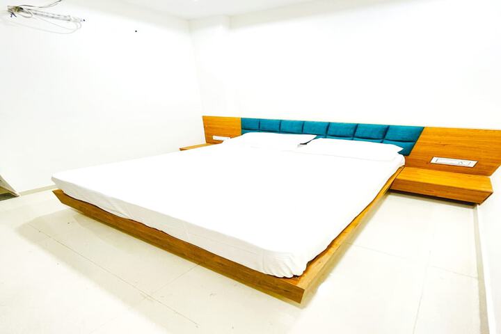 Room 29 of 43