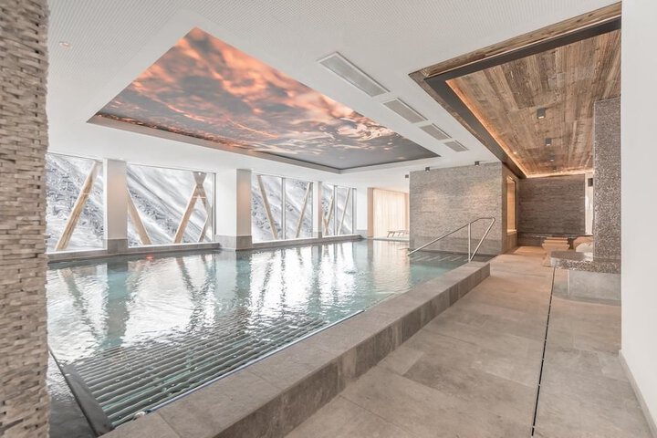 Pool 54 of 79