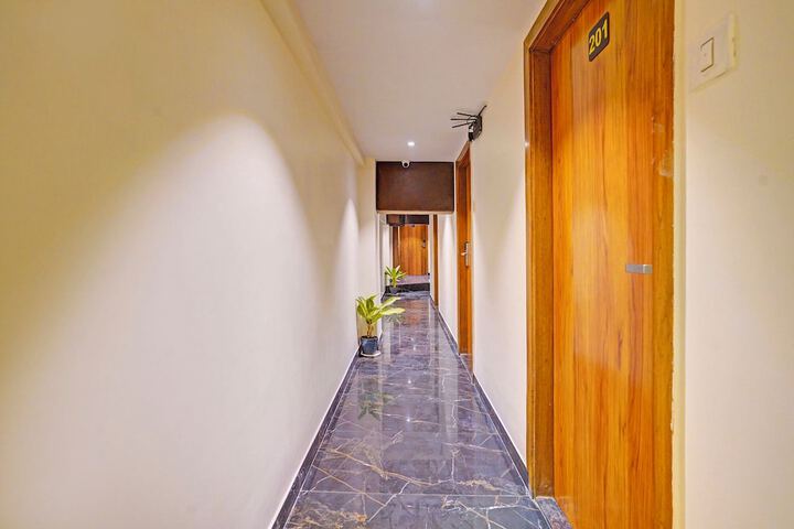 Hotel Interior 4 of 40