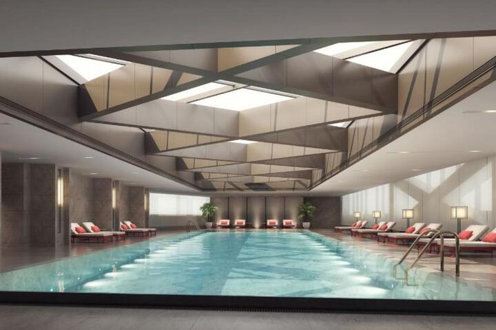 Hotel Pool