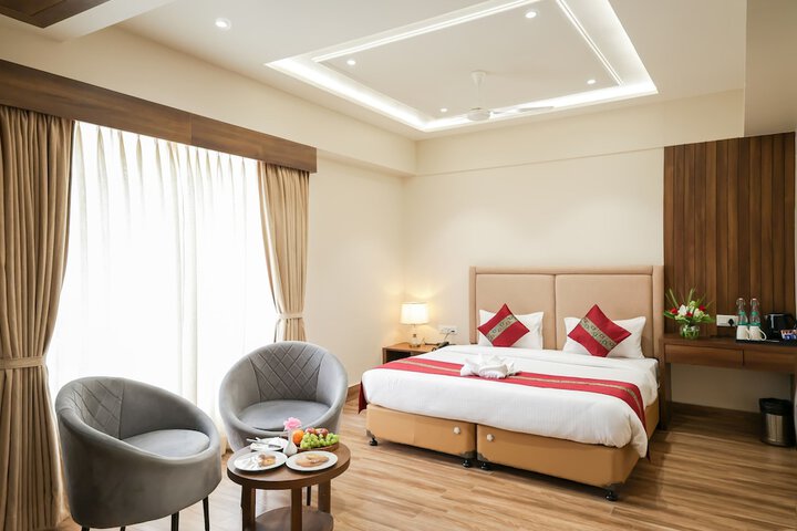 Room 25 of 49