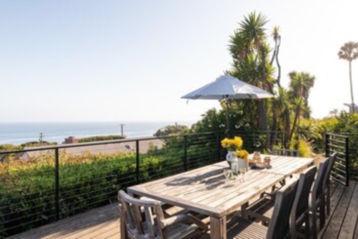 Terrace/Patio 9 of 48