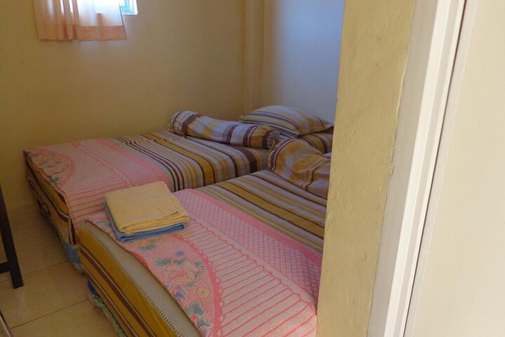 Room 9 of 39