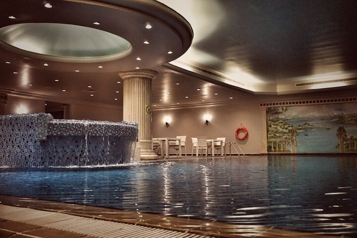Pool 53 of 84