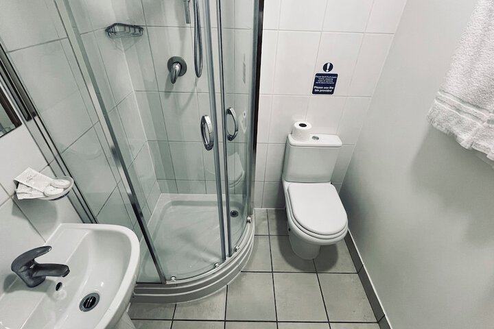 Room 35 of 39