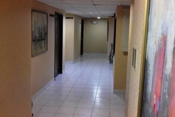 Room 5 of 23