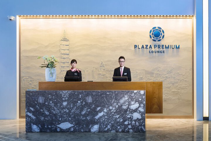 Plaza Premium Lounge Terminal 2 Zone A