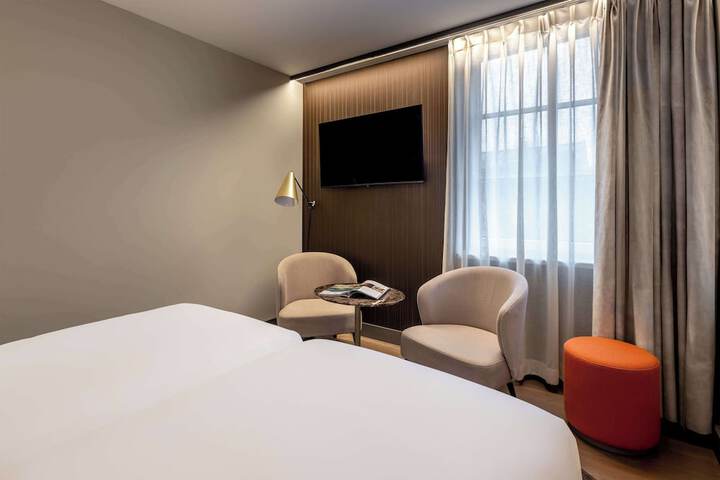 Room 20 of 56