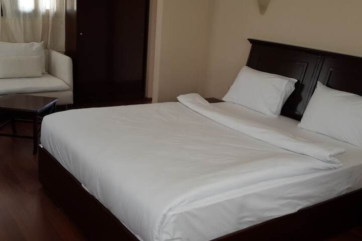 Room 7 of 53