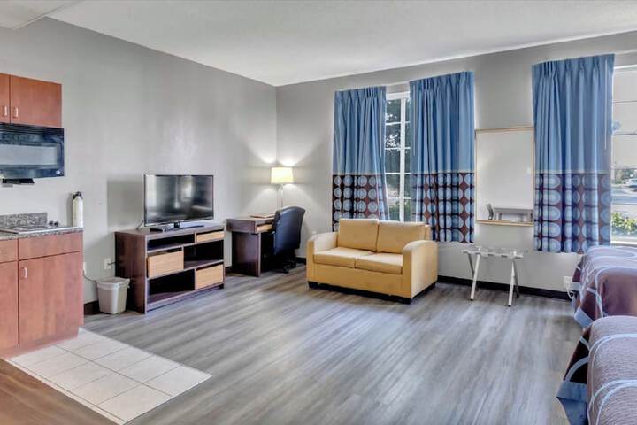 2 Double Beds (7 of 21)