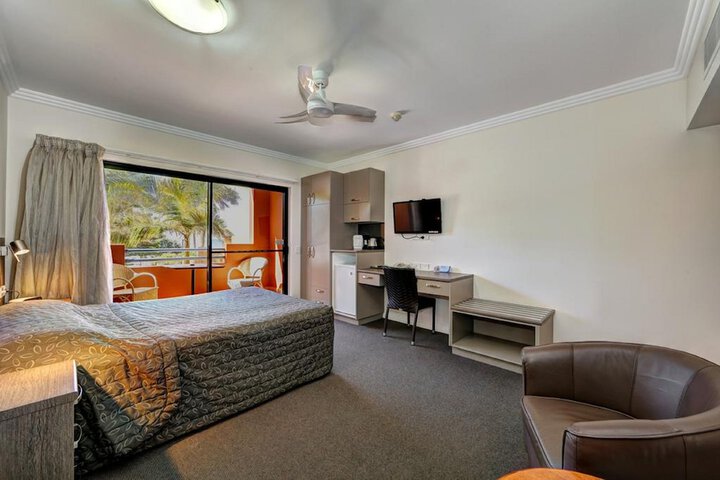 Room 7 of 34
