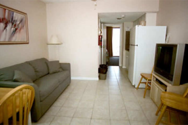Room 34 of 40