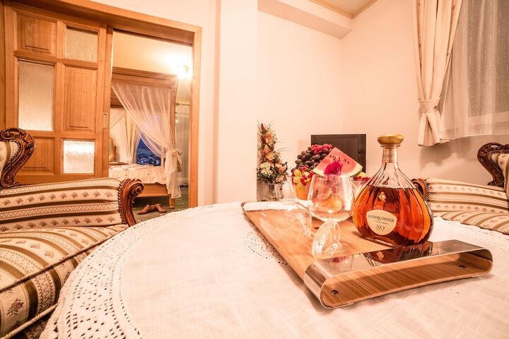 Room 10 of 91