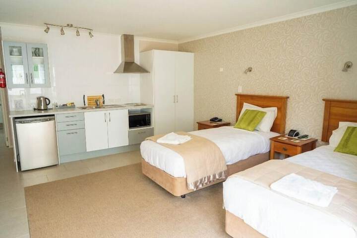 Room 5 of 36