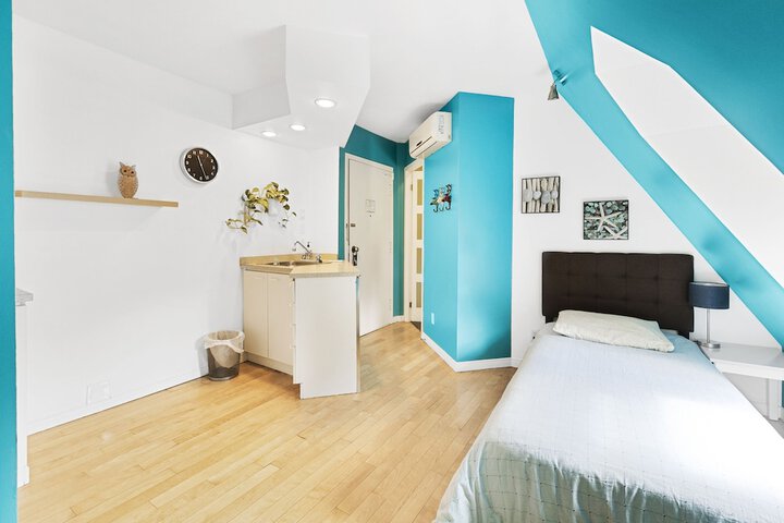 Room 12 of 49