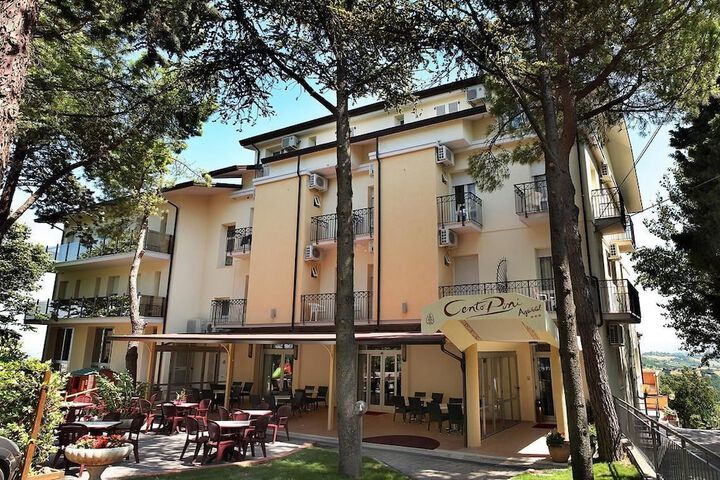 Hotel 40 of 45