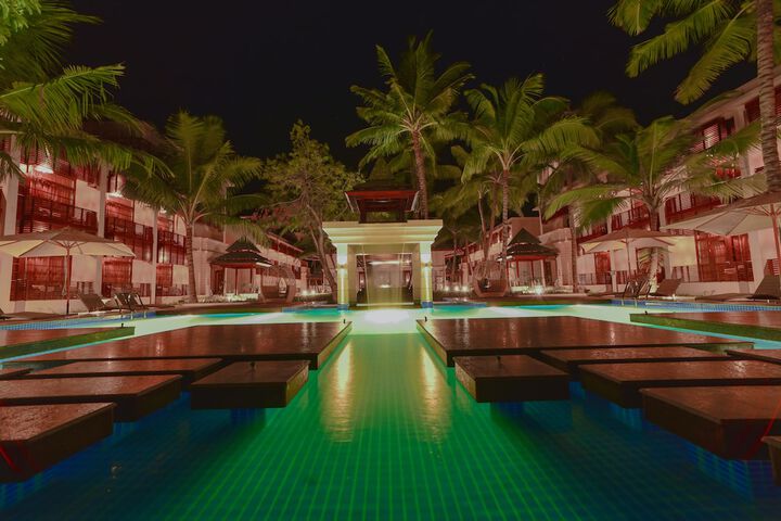 Pool 21 of 50