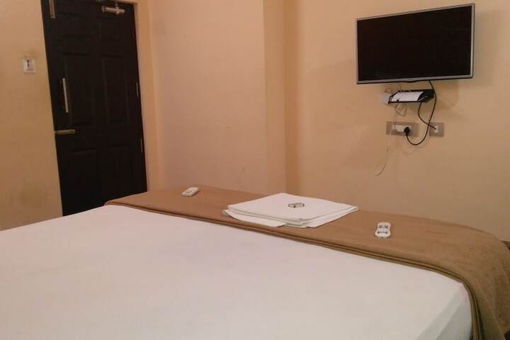 Room 6 of 7