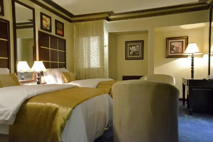 Room 3 of 23