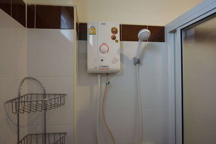 Room 16 of 23
