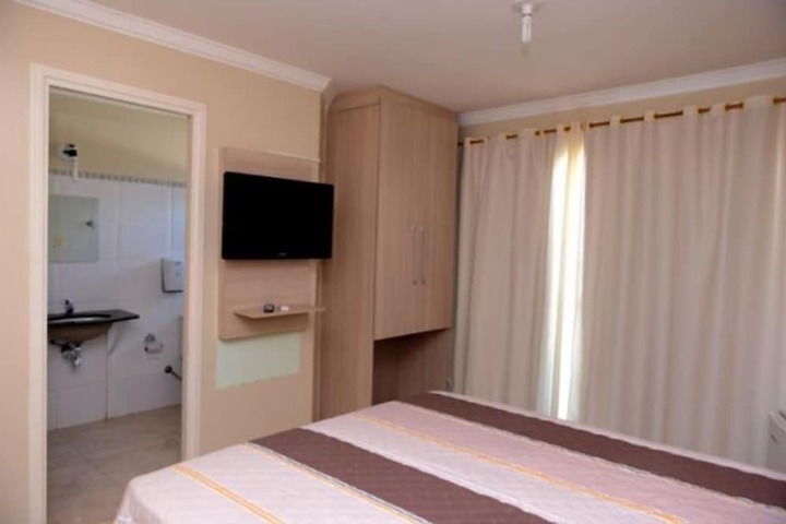 Room 5 of 25
