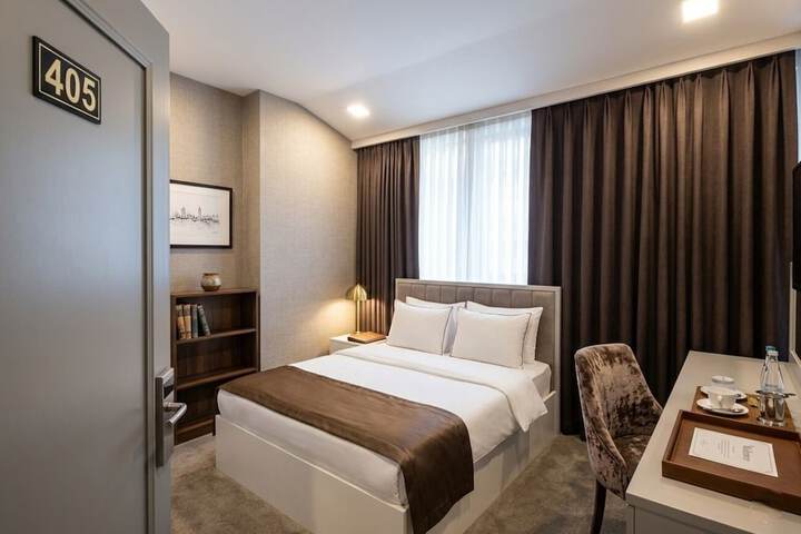 Room 41 of 75