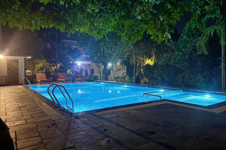 Pool 23 of 53