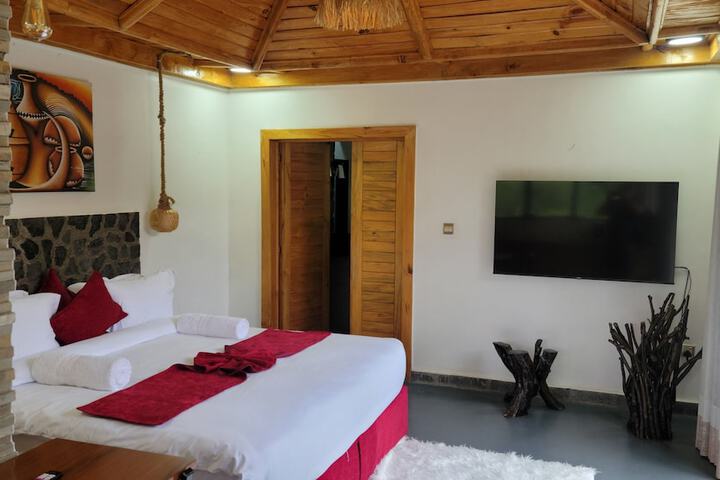 Room 28 of 121