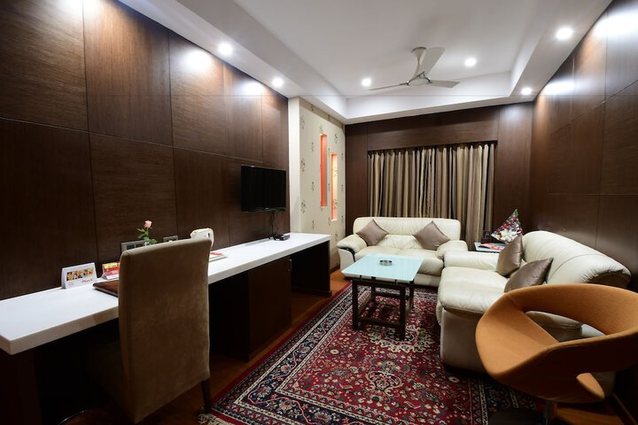Room 20 of 36