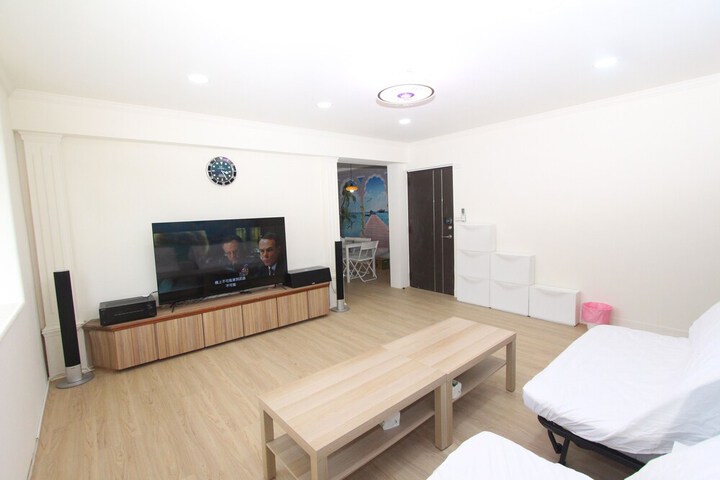 Room 186 of 246