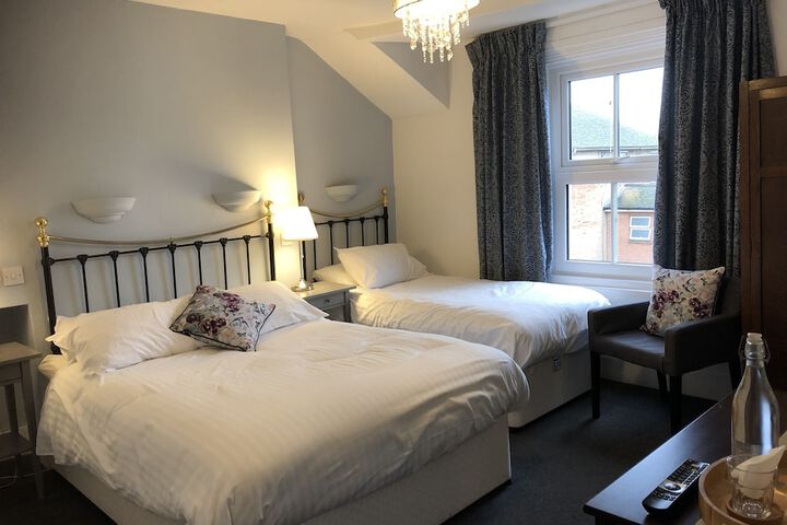 Room 15 of 30