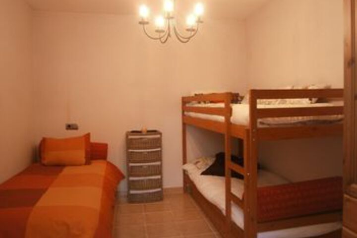 Room 10 of 30