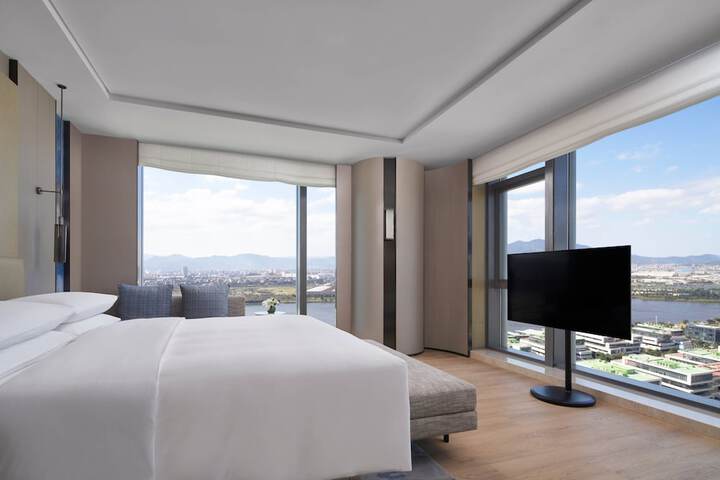 Room 7 of 58