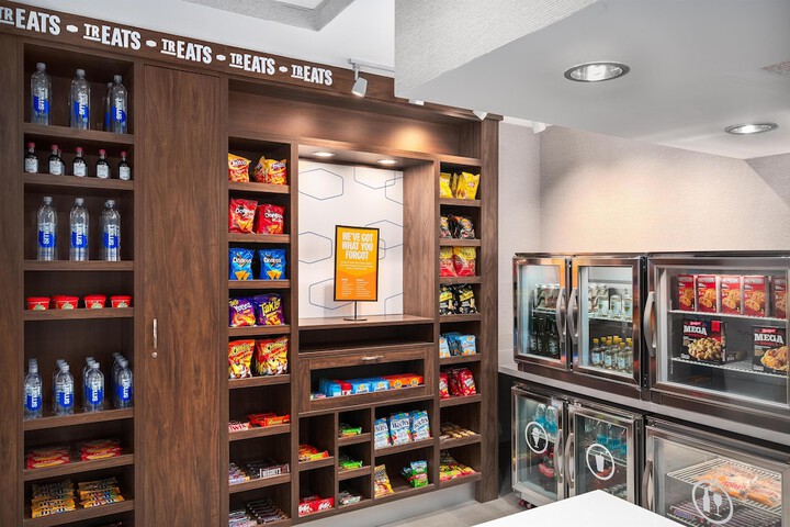 Snack bar
