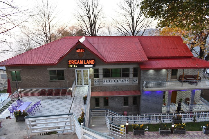 Dream Land Hotel in Murree